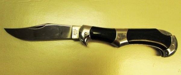 NICE VANADIUM STAINLESS  POCKET KNIFE IN LEATHER WESTERN BOOT SHEATH