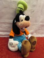 DONT FORGET GOOFY!  ADORABLE EXCLUSIVE AUTHENTIC ORIGNAL PLUSH GOOFY TOY