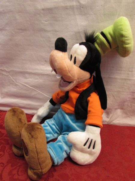 DON'T FORGET GOOFY!  ADORABLE EXCLUSIVE AUTHENTIC ORIGNAL PLUSH GOOFY TOY