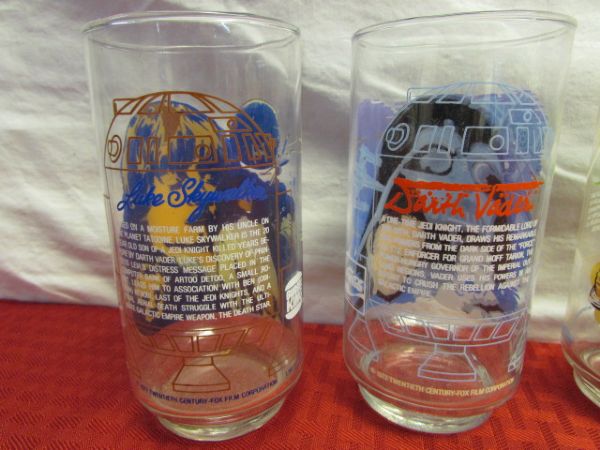 COLLECTIBLE 1977 STAR WARS DRINKING GLASSES 