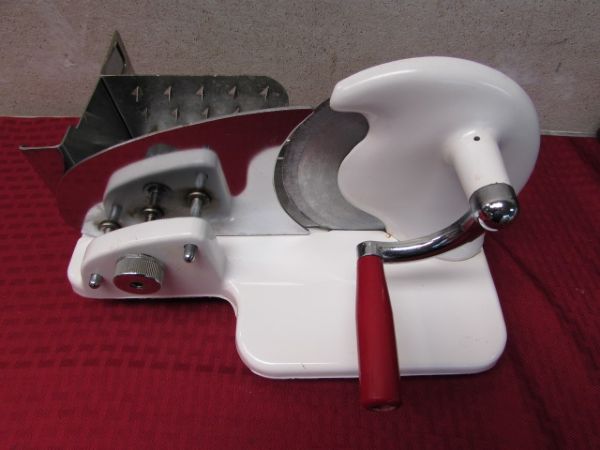 VINTAGE HAND CRANK MEAT SLICER - WHO NEED'S POWER?