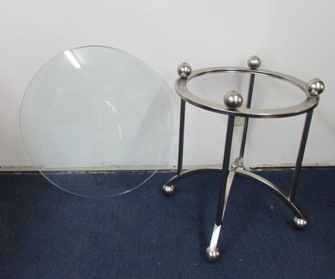 PRETTY ROUND GLASS SIDE TABLE WITH BRUSHED CHROME & A PORCELAIN FIGURINE 