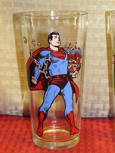 COLLECTIBLE DC COMICS PEPSI SUPER HERO DRINKING GLASSES - SUPERMAN, ROBIN, AQUAMAN