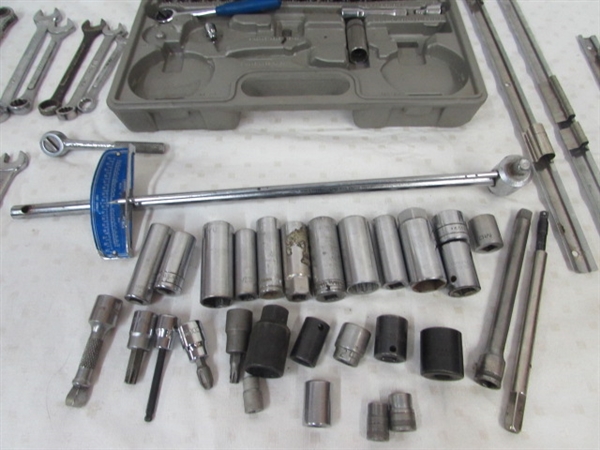 LOADS OF SOCKETS WITH END WRENCHES, TORK WRENCH & MORE 