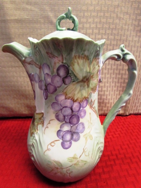 PRETTY LAVENDER - HAND PAINTED COFFEE POT & LARGE SERVING DISH, IRIS S&P SHAKERS & CUTE BUNNY 
