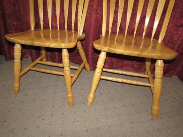 TWO MATCHING OAK ARROW BACK DINING CHAIRS 