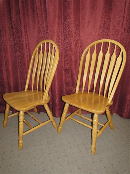 THIRD PAIR OF OAK ARROW BACK DINING CHAIRS 