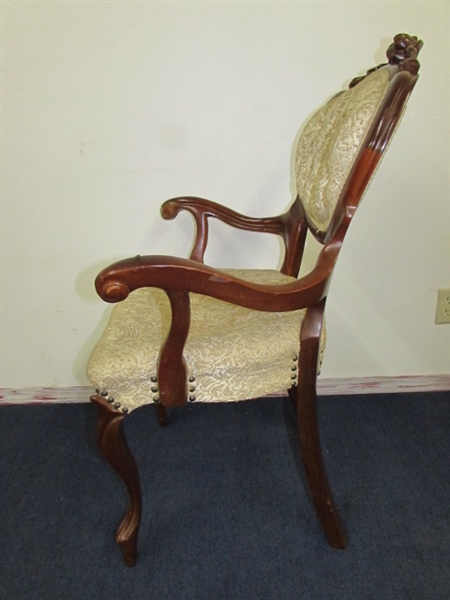 GORGEOUS ANTIQUE MAHOGANY CAPTAINS CHAIR WITH UPHOLSTERED SEAT & CUSHION 
