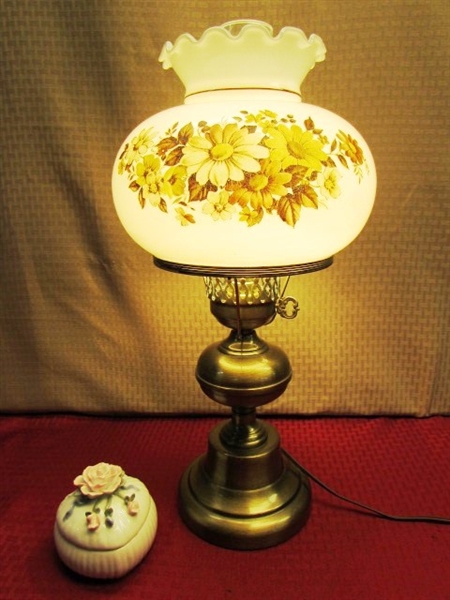 PRETTY HURRICANE STYLE LAMP WITH RUFFLE TOP FLORAL GLOBE & CERAMIC KEEPSAKE BOX