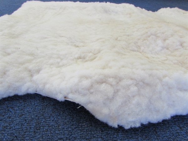 THICK NICE NATURAL SHEEP SKIN FOR YOUR WALL OR  ? ? ?