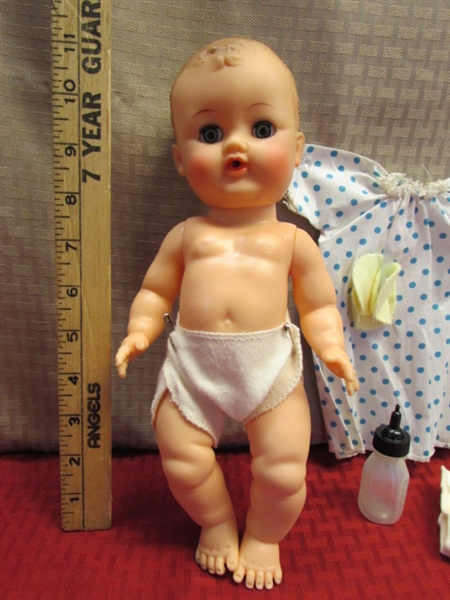 ADORABLE VINTAGE BETSY WETSY WITH BOTTLE, DRESS, DIAPERS, INSTRUCTIONS & TAG LOOKS NEW!