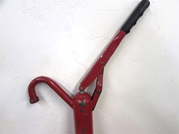 RED NATIONAL SPENCER INC. HAND LEVER STYLE FUEL PUMP