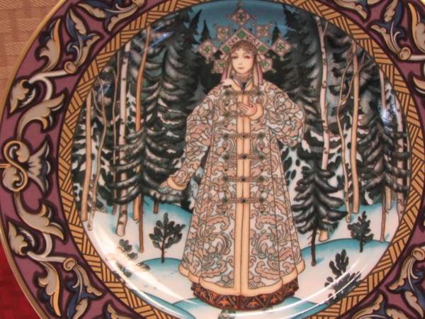 LIMITED EDITION COLLECTIBLE PORCELAIN PLATE - RUSSIAN FAIRY TALES THE SNOW MAIDEN 