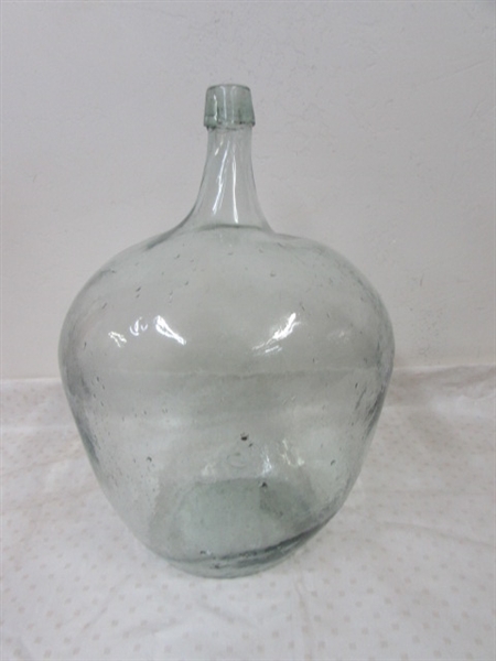 MAKE YOUR NEXT PARTY EVEN BETTER WITH THIS HUGE VINTAGE GLASS BEER JUG!