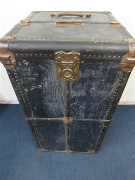 AWESOME WARDROBE STEAMER TRUNK ANTIQUE IN WAITING