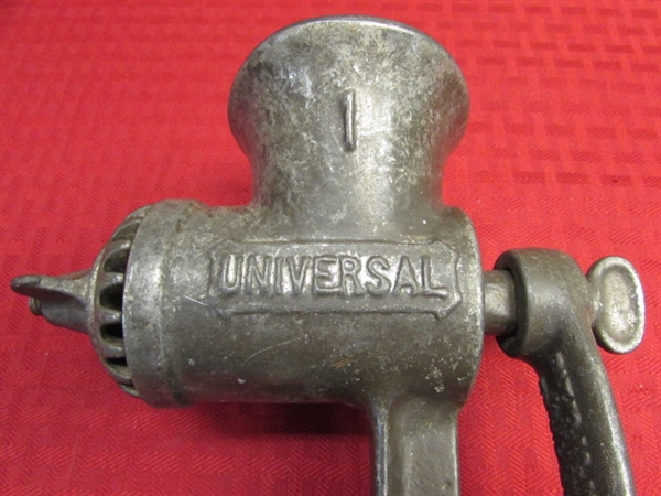 COLLECTIBLE ANTIQUE L.F.&C. UNIVERSAL MEAT GRINDER 