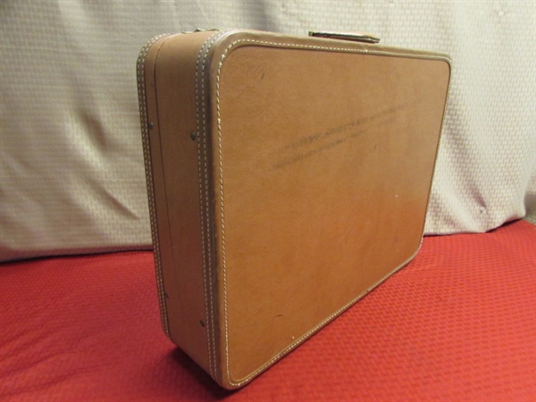 THREE VINTAGE SUITCASES - VERY NICE SKYWAY PLUS A LEATHER TRIM & CANVAS & CANVAS OVER WOOD 