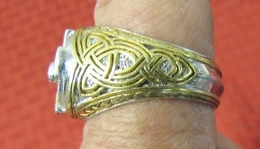 CELTIC KNOT GREEN STONE 925 STERLING SILVER GOLD VERMEIL ACCENTS MENS RING