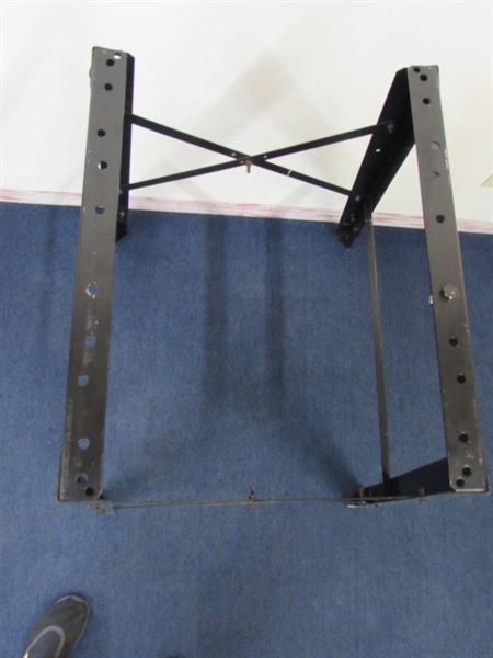 METAL WORK STAND