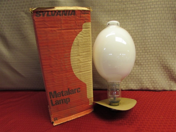 THE WORLDS BIGGEST LIGHT BULB-SYLVANIA MS1000/C BU METALARC LAMP