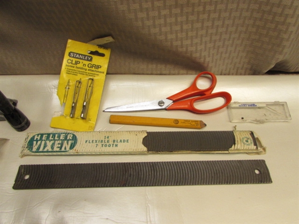 LARGE VARIETY OF TOOLS INCLUDING MACHINERY, DRYWALL & CARPENTER TOOLS 