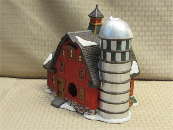 DON'T FORGET ABOUT THE BARN-LIMITED EDITION PORCELAIN HEARTLAND VALLEY VILLAGE LIGHTED CHRISTMAS BARN