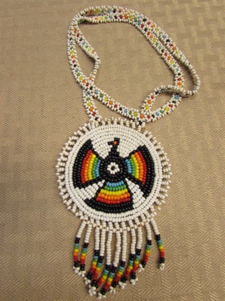 VINTAGE AUTHENTIC NAVAJO HAND BEADED MEDALLION NECKLACE