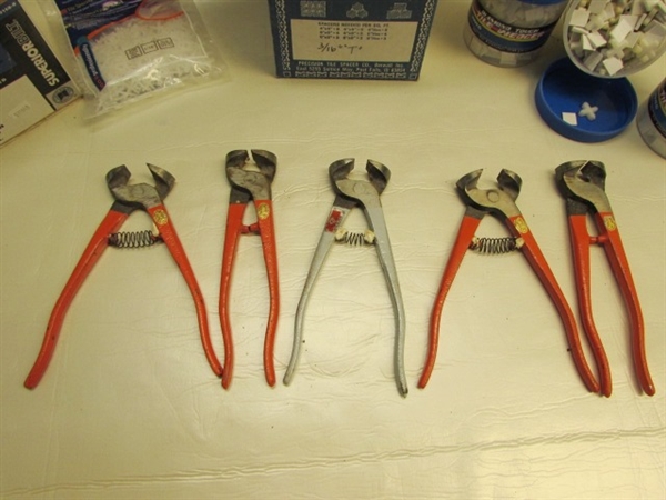 TILE SETTING SUPPLIES- TILE SPACERS & WEDGES, 5 PAIR OF TILE SNIPS