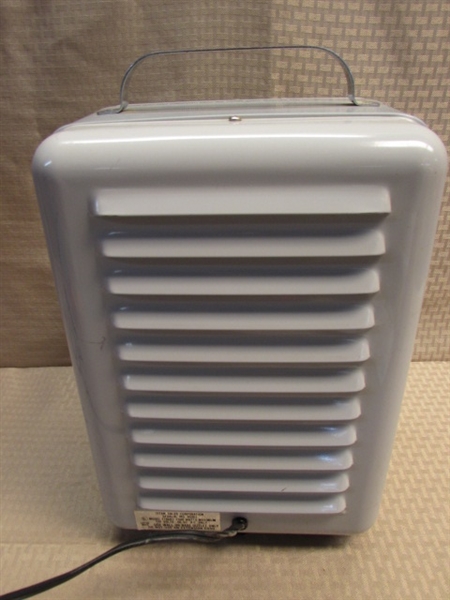 TAKE THE CHILL OFF WITH THIS TITAN PORTABLE  HEATER