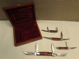 SET OF FOUR RAINBOW WOOD HANDLED POCKET KNIVES IN CUSTOM WOOD BOX 