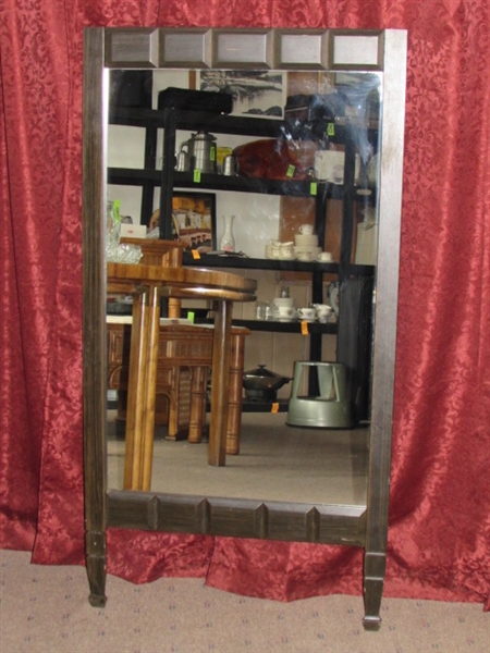 PRETTY LARGE MIRROR WITH GEOMETRIC WOOD FRAME