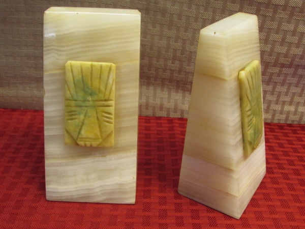 A TOUCH OF THE TROPICS-SOLID ONYX BOOK ENDS & THREE GORGEOUS CARVED WOOD TRAYS