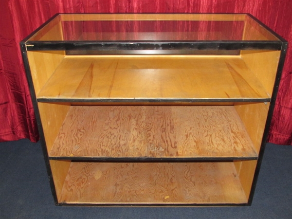 NICE GLASS TOPPED WOOD DISPLAY CABINET WITH 3 SECTIONS.