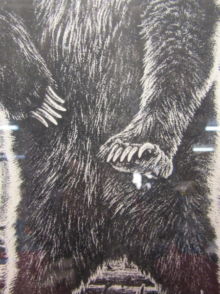 IMPRESSIVE BLACK & WHITE DRAWING OF TWO GRIZZLY BEARS