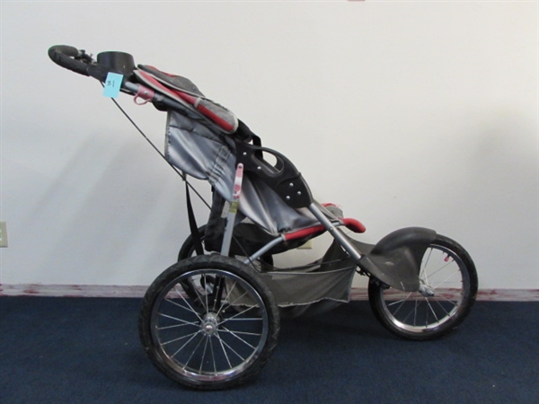 BABY TREND EXPEDITION STROLLER