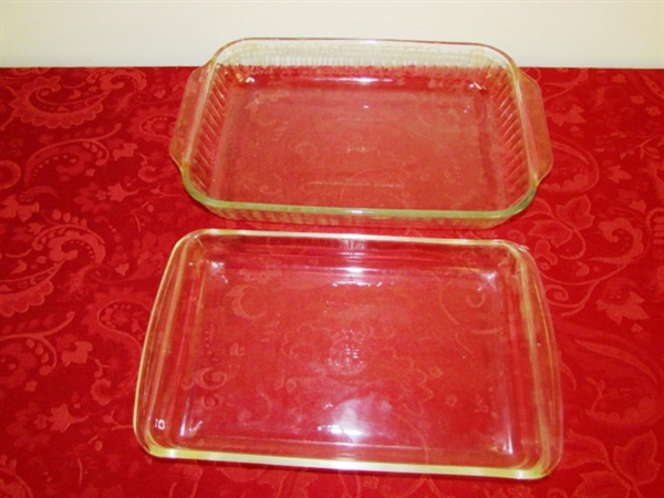 WOW!  SUPER ASSORTMENT OF PYREX BAKING DISHES, CRYSTAL & GLASS SERVING DISHES & MORE