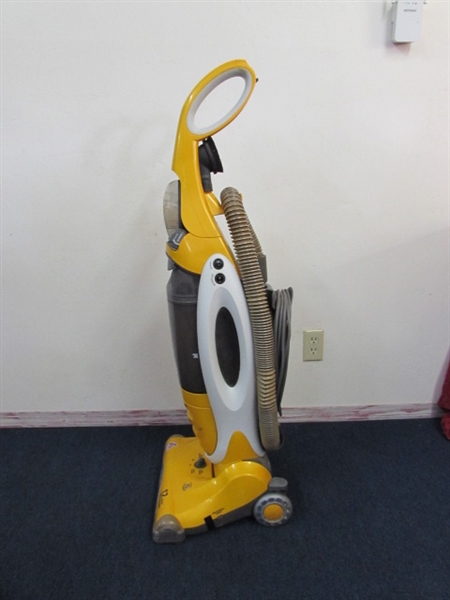 VERY NEAT BUMBLE BEE COLOR UPRIGHT EUREKA PET LOVER PLUS VACUUM CLEANER