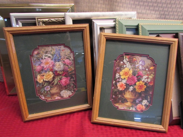 A WONDERFUL & LARGE ASSORTMENT OF PHOTO FRAMES IN VARIOUS SIZES & STYLES
