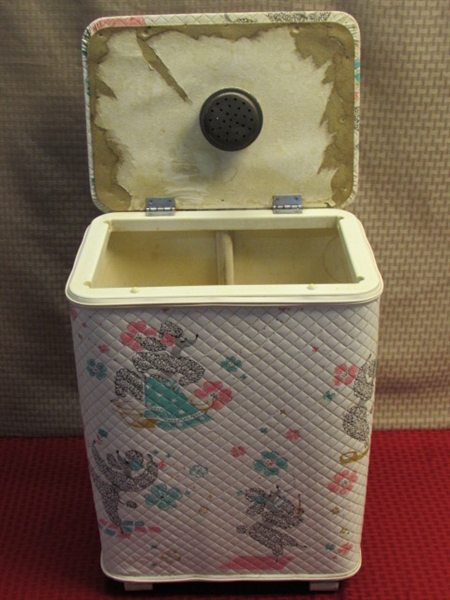 ABSOLUTELY FABULOUS VINTAGE FRENCH POODLE CLOTHES HAMPER FROM THE 1950'S