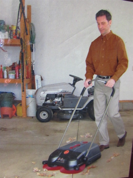 A QUALITY PRODUCT BY HOOVER-NEW IN THE BOX-SPIN SWEEP PRO PERSONAL OUTDOOR SWEEPER 