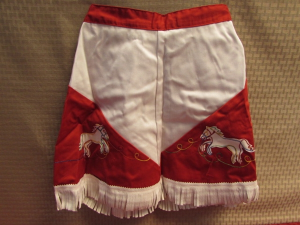 WONDERFUL VINTAGE NEW COWGIRL OUTFIT FOR YOUR FAVORITE LITTLE COWGIRL