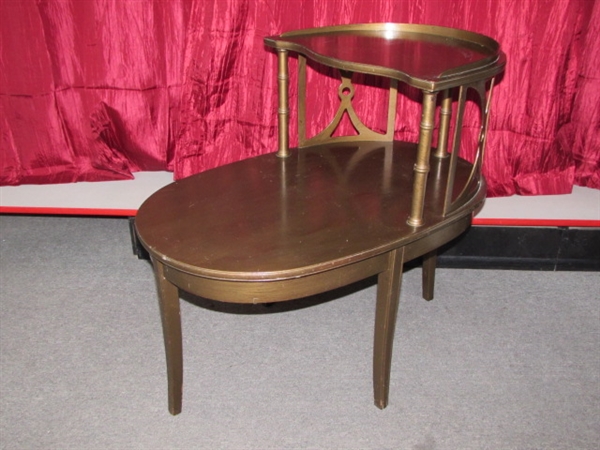 UNIQUE & CHARMING OVAL 2 LEVEL SIDE TABLE