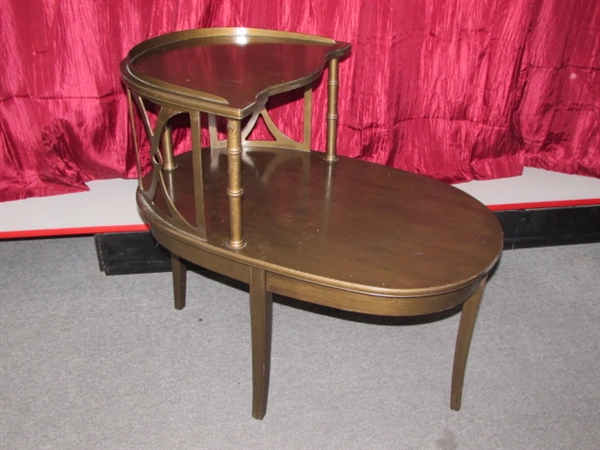 UNIQUE & CHARMING OVAL 2 LEVEL SIDE TABLE