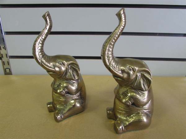 WONDERFUL BRASS ELEPHANT BOOKENDS, NEW HANDBAG WITH MATCHING LEATHER WALLET & MORE