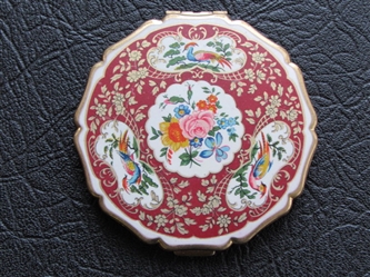 BEAUTIFUL STRATTON RED ENAMEL COMPACT WITH BIRDS & FLOWERS