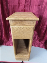 WELL MADE NARROW OAK SIDE TABLE WITH DRAWER