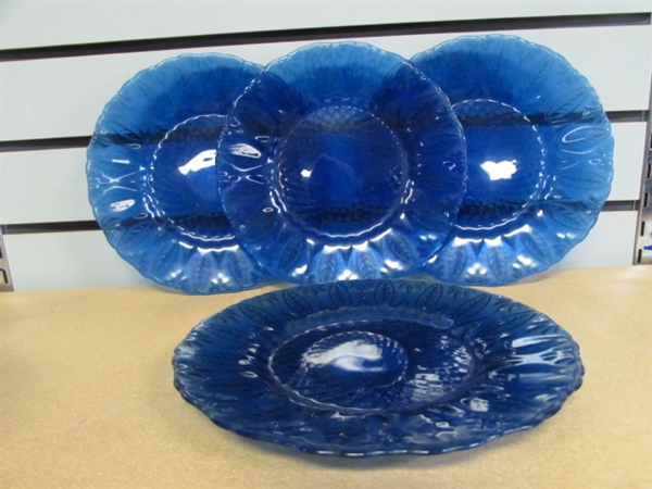 SO BLUE! FABULOUS ART GLASS BOWL, VINTAGE LUNCHEON PLATES, OLD WILLOW WARE CUPS & SAUCER & MORE