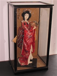 COLLECTIBLE VINTAGE JAPANESE NISHI DOLL-GEISHA HOLDING SAMURAI HELMET-IN GLASS CASE