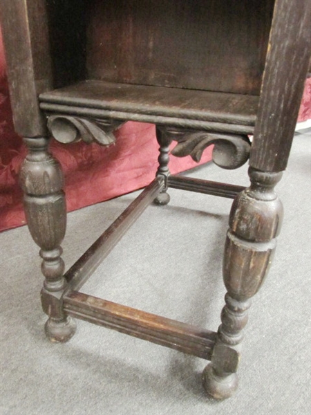 ANTIQUE COPPER LINED HUMIDOR STAND WITH BEAUTIFUL CARVED WOOD DETAILS