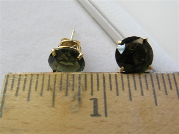 BEAUTIFUL NATURAL OLIVINE EARRINGS APPROX. 3.2 CARATS EACH